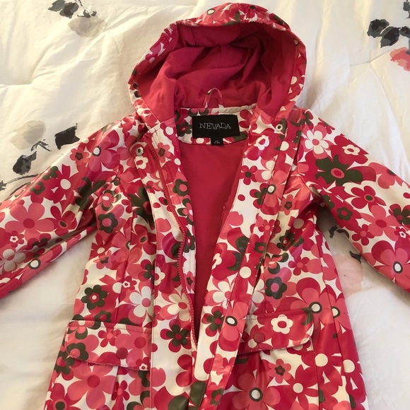 Nevada kids rain coat ☔️ - Picture 1 of 3